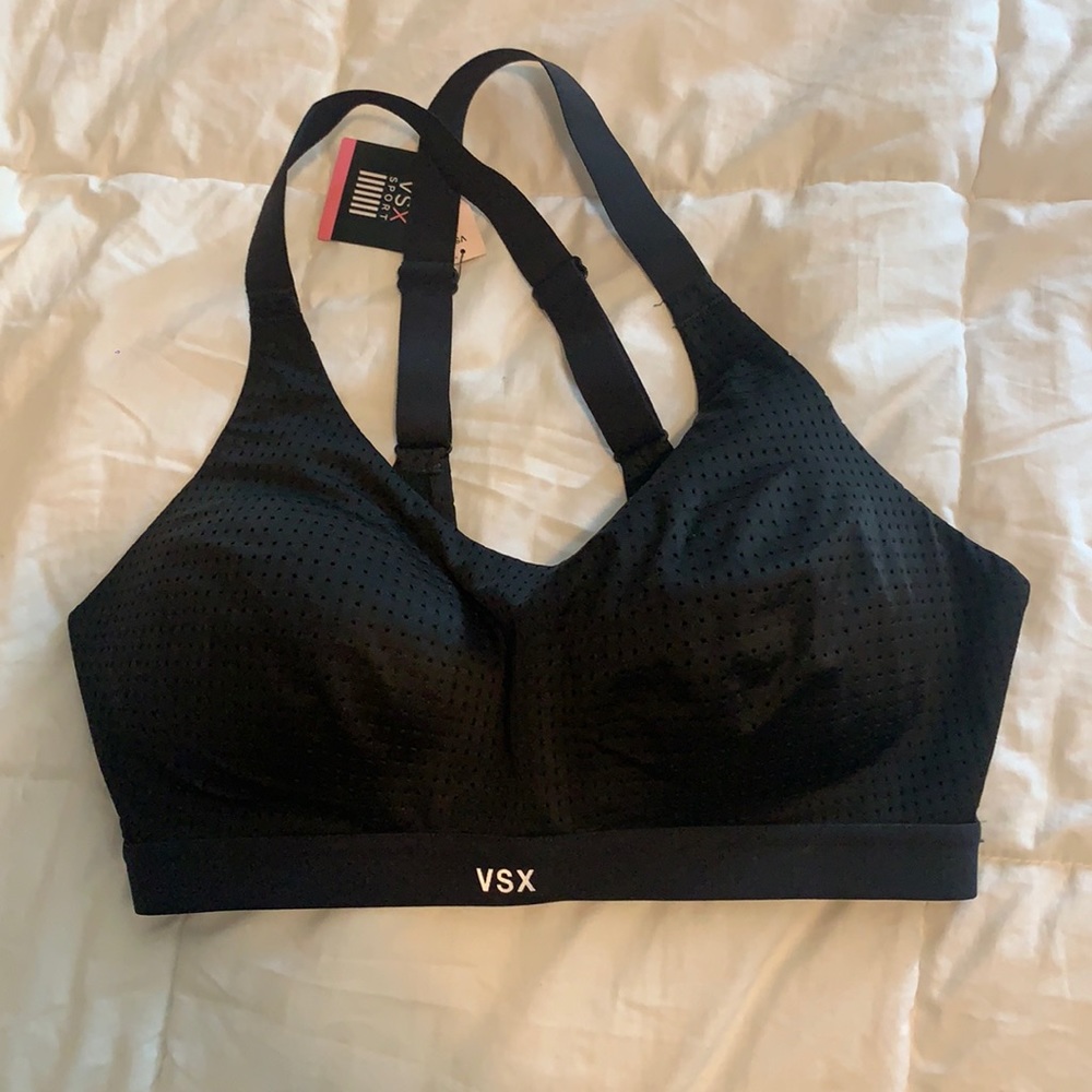 Victoria’s Secret VSX Sports Bra 34C